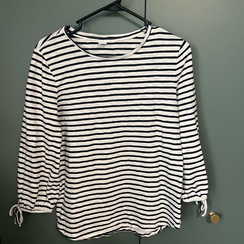 Old NavyBlack and White Striped Women's Top